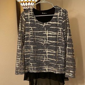 Amazing Women's Bali Corp Beautiful Black Embellished Mesh Sleeve Round Neck Top